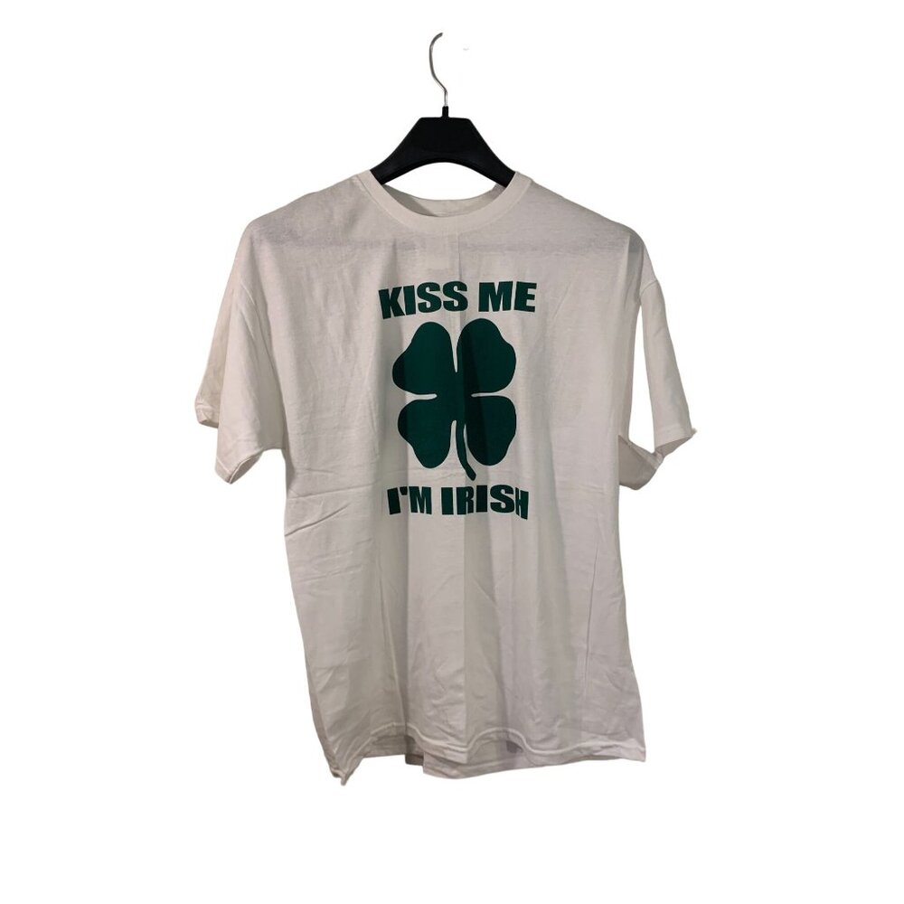 Kiss Me Im Irish St. Patricks Day Tee Urban Pipeline XL New